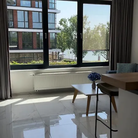 Skau Zuckermandel Danube View Free Parking